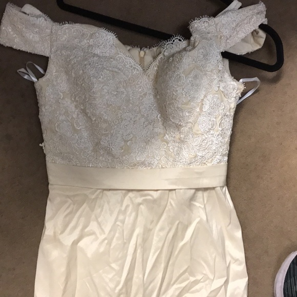 Wedding Dress size 6 lace front/back - Picture 15 of 15